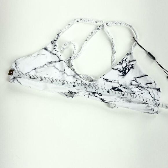 Zaful marbled bikini top with braided straps 4 - Picture 3 of 6